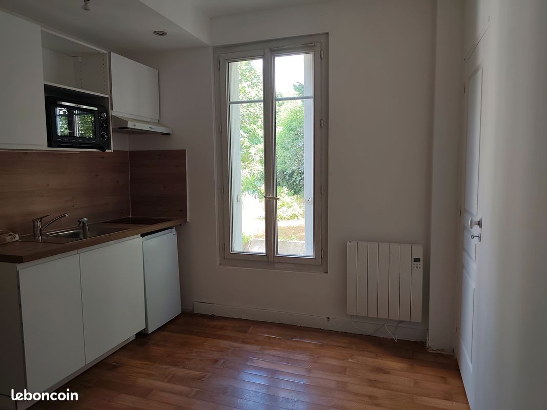 Appartement 2 pièces 25 m² · à Le Plessis-Robinson · 25 m² · 960 €/mois