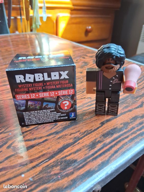 Mystery figure, serie 12, Roblox, my salon marquise (image 1)