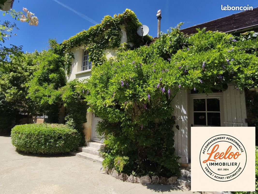 Maison 9 pièces 245 m² · à Saint-Cybranet · 245 m² · 545 000 €