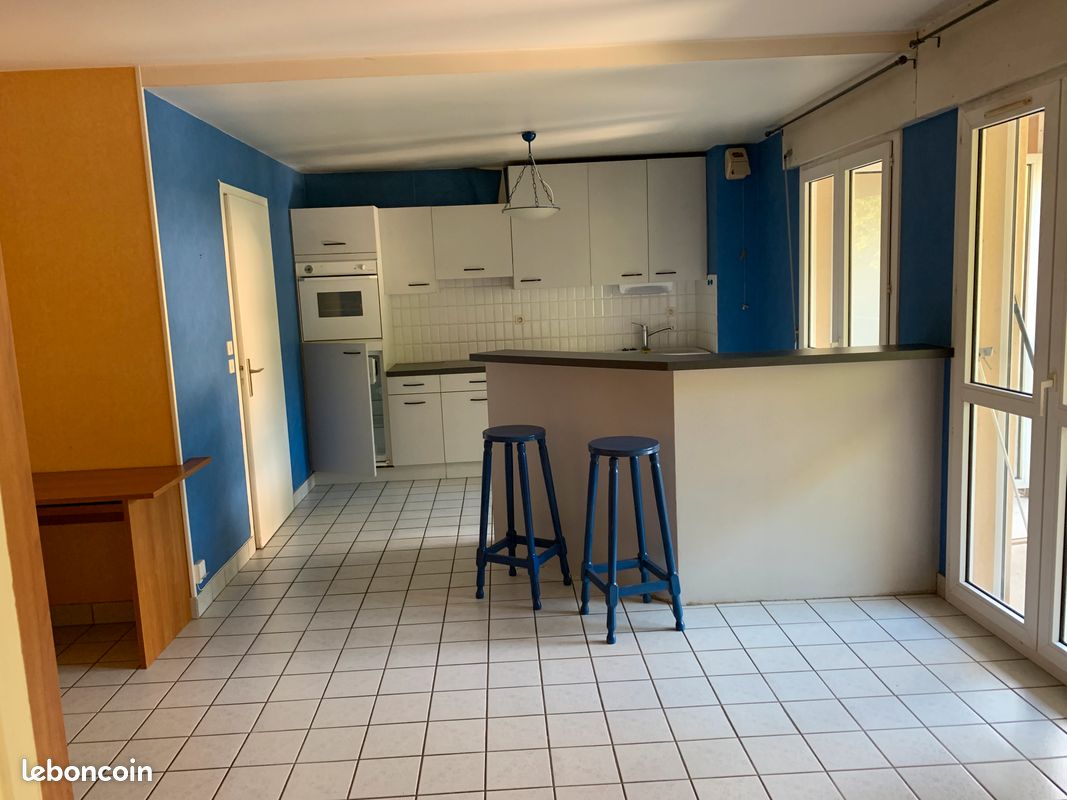 Appartement 2 pièces 46 m² · à Aurillac · 46 m² · 520 €/mois