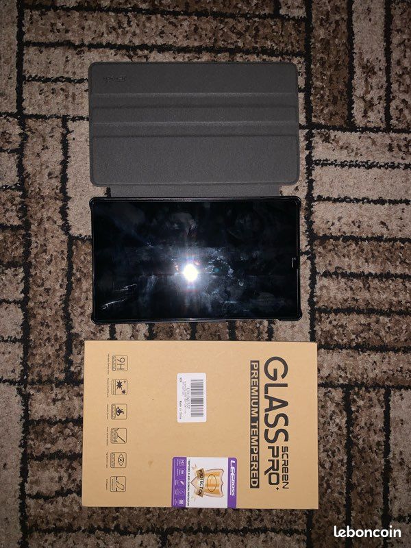 Tablette Samsung & coque de protection (image 2)