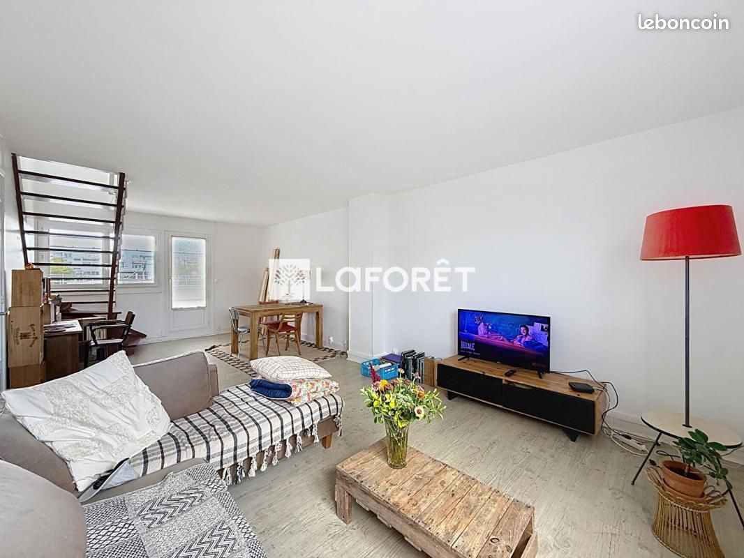 Appartement 5 pièces 92 m² · à Calais · 92 m² · 970 €/mois