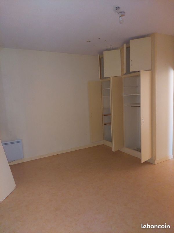 Appartement 1 pièce 29 m² · à Toucy · 29 m² · 305 €