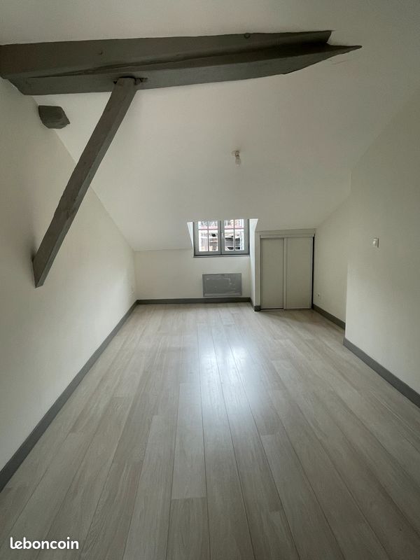 Appartement 1 pièce 29 m² · à Limoges · 29 m² · 385 €
