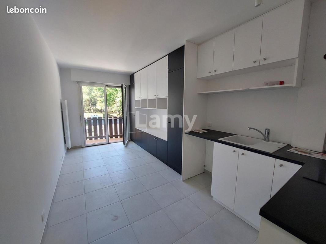 Appartement 1 pièce 17 m² · à Saint-Georges-de-Didonne · 17 m² · 500 €/mois