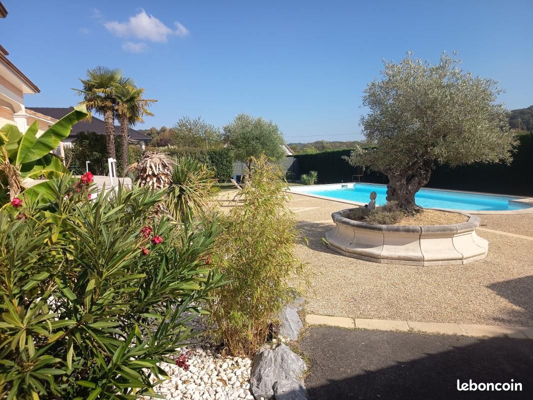 Maison 6 pièces 204 m² · à Montardon · 204 m² · 634 000 €