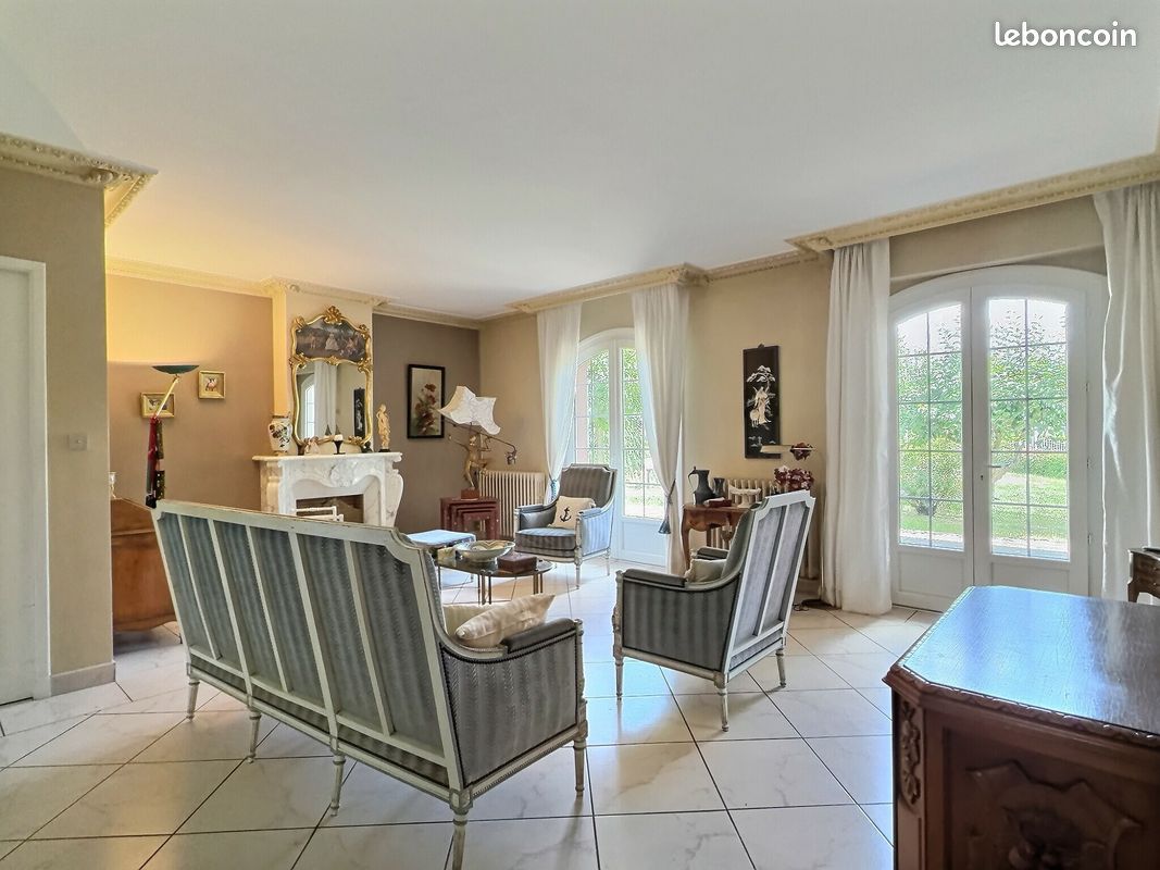 Propriété 5 pièces 175 m² (image 13)