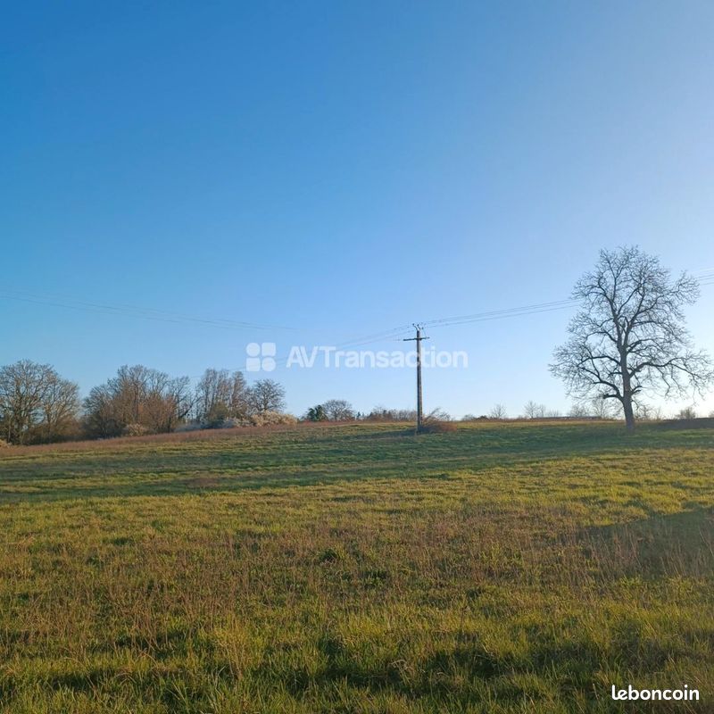 Terrain a vendre secteur gy · 42 152 €