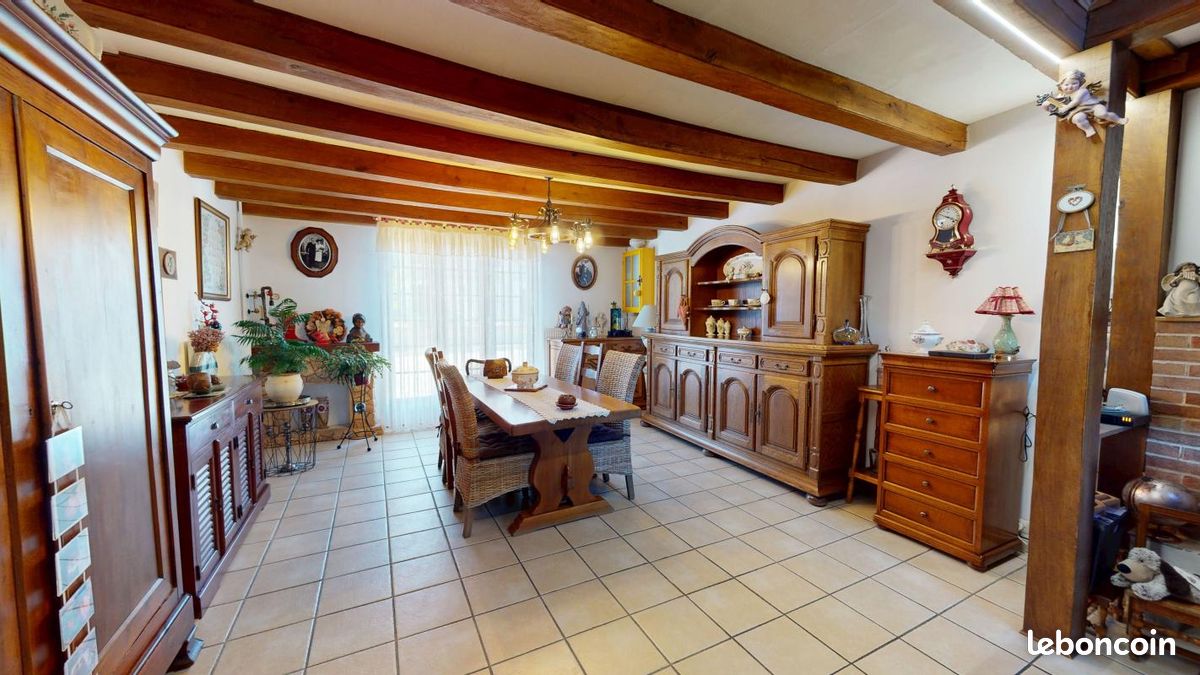 Maison 6 pièces 198 m² · à Mauvages · 198 m² · 167 000 €