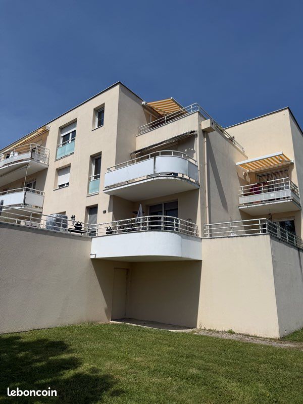 Appartement 2 pièces 50 m² · à Pau · 49,6 m² · 126 000 €