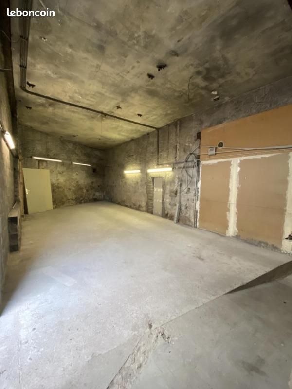 Parking 70 m² · à Remiremont · 70 m² · 66 900 €