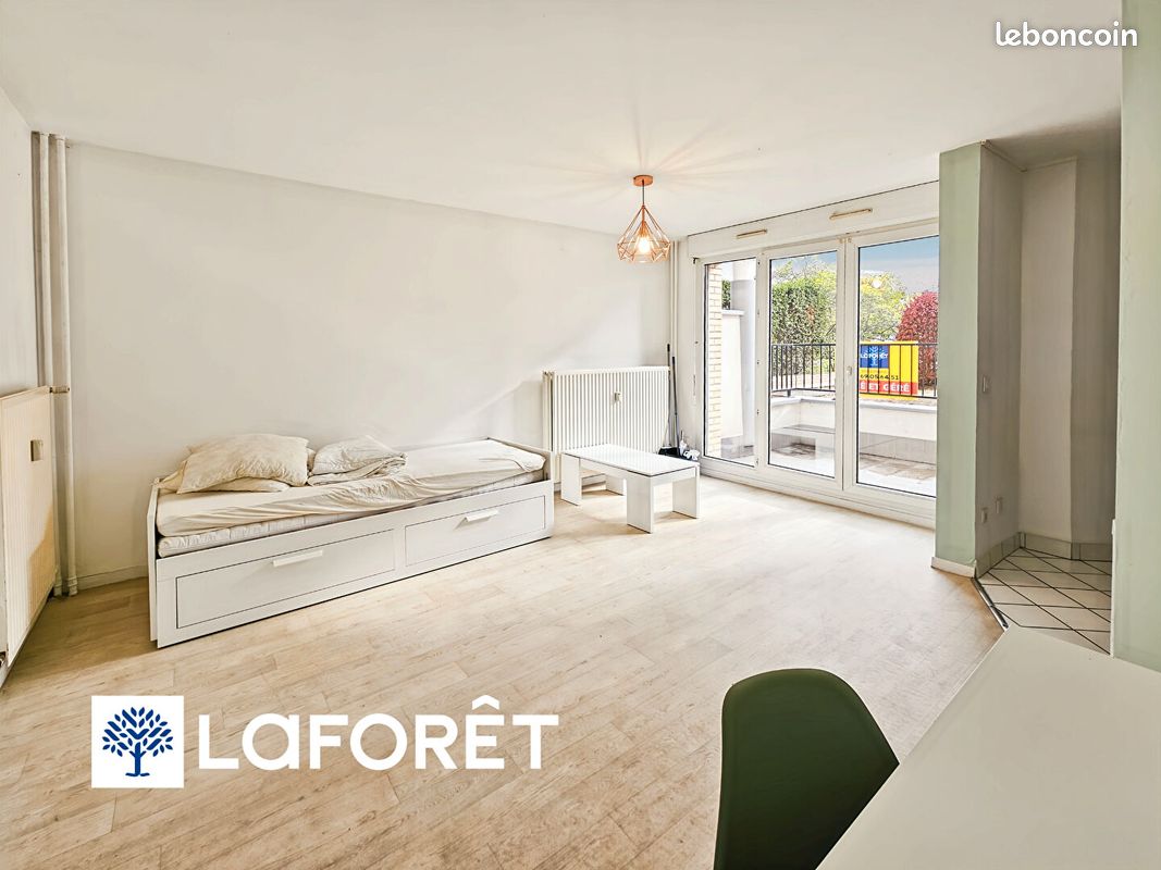 Appartement 1 pièce 29 m² · à Évry-Courcouronnes · 29 m² · 695 €/mois