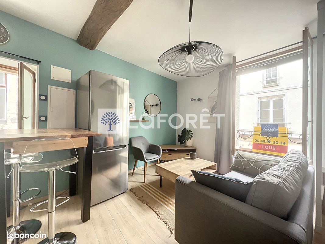 Appartement 1 pièce 30 m² · à Thouars · 30 m² · 445 €