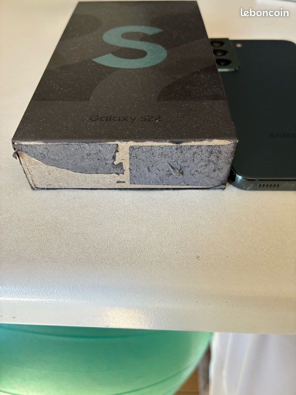 Samsung s22 (image 4)