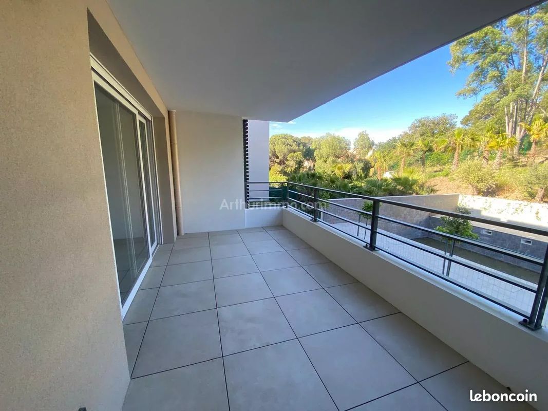 Appartement 2 pièces 51 m² · à Saint-Raphaël · 51 m² · 906 €/mois