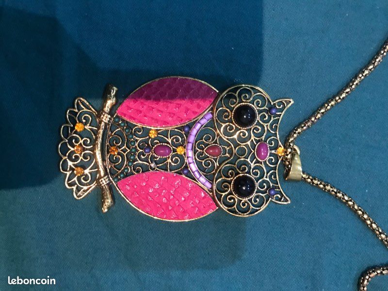 Sautoir doré hibou 🦉 (image 2)