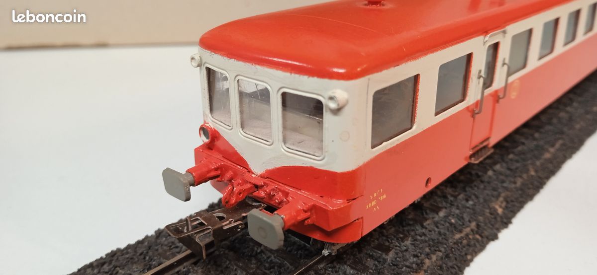 Miniature Établi / Étau Métal Blanc 5x1,8 Cm - Gecomodel X678 Pour Maquette De Train