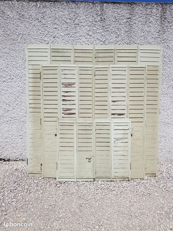 Volets persiennes entourage metal et lames en bois (image 2)