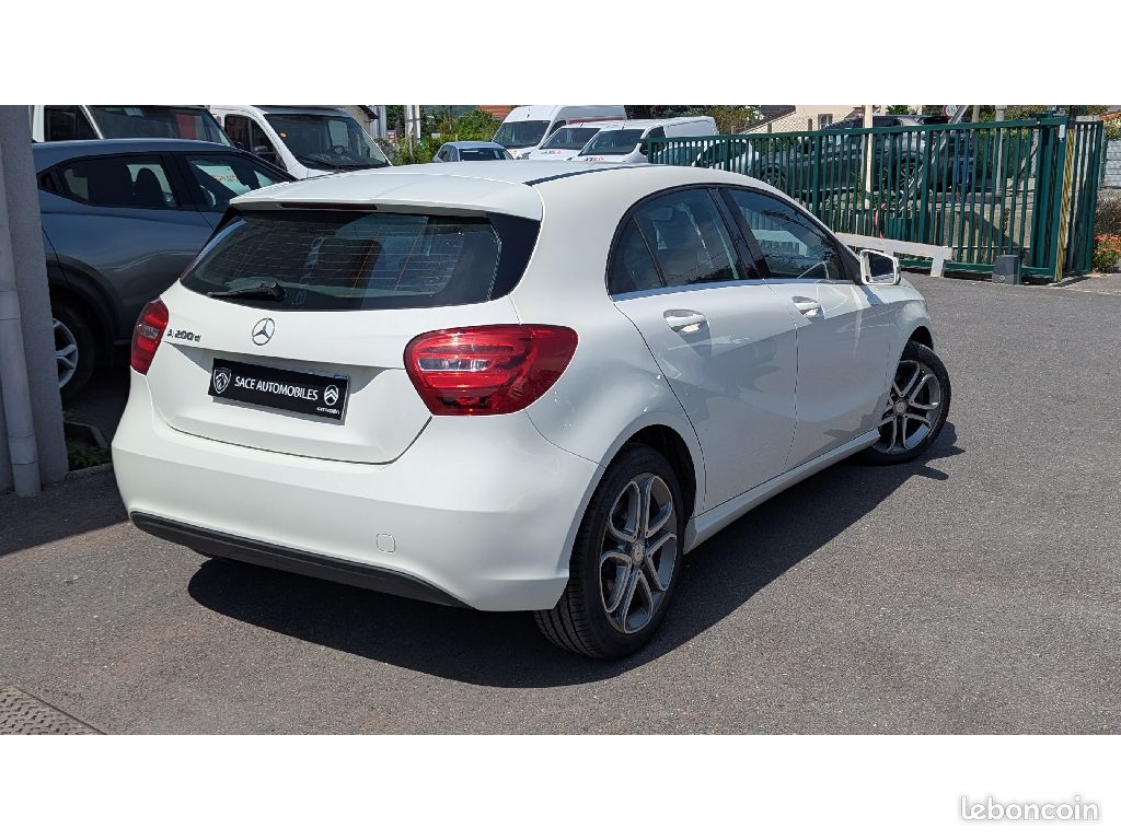 Mercedes Classe A 200 d 7G-DCT Fascination (image 4)