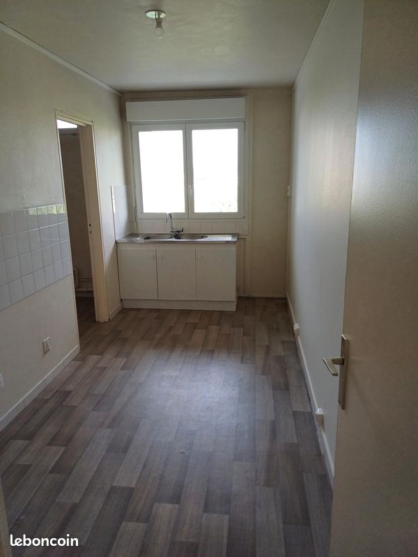 Appartement a louer neuilly-sur-marne - 4 pièce(s) - 87 m2 - Surfyn