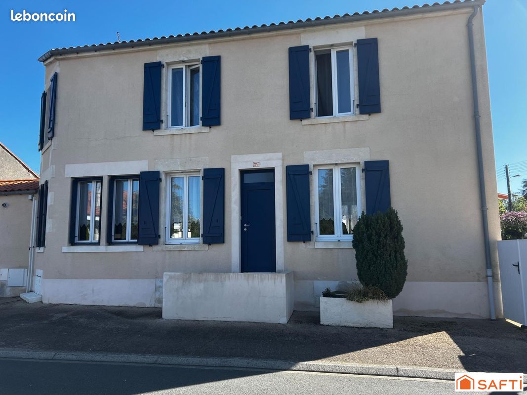 Maison 7 pièces 150 m² · à Chantonnay · 150 m² · 299 000 €