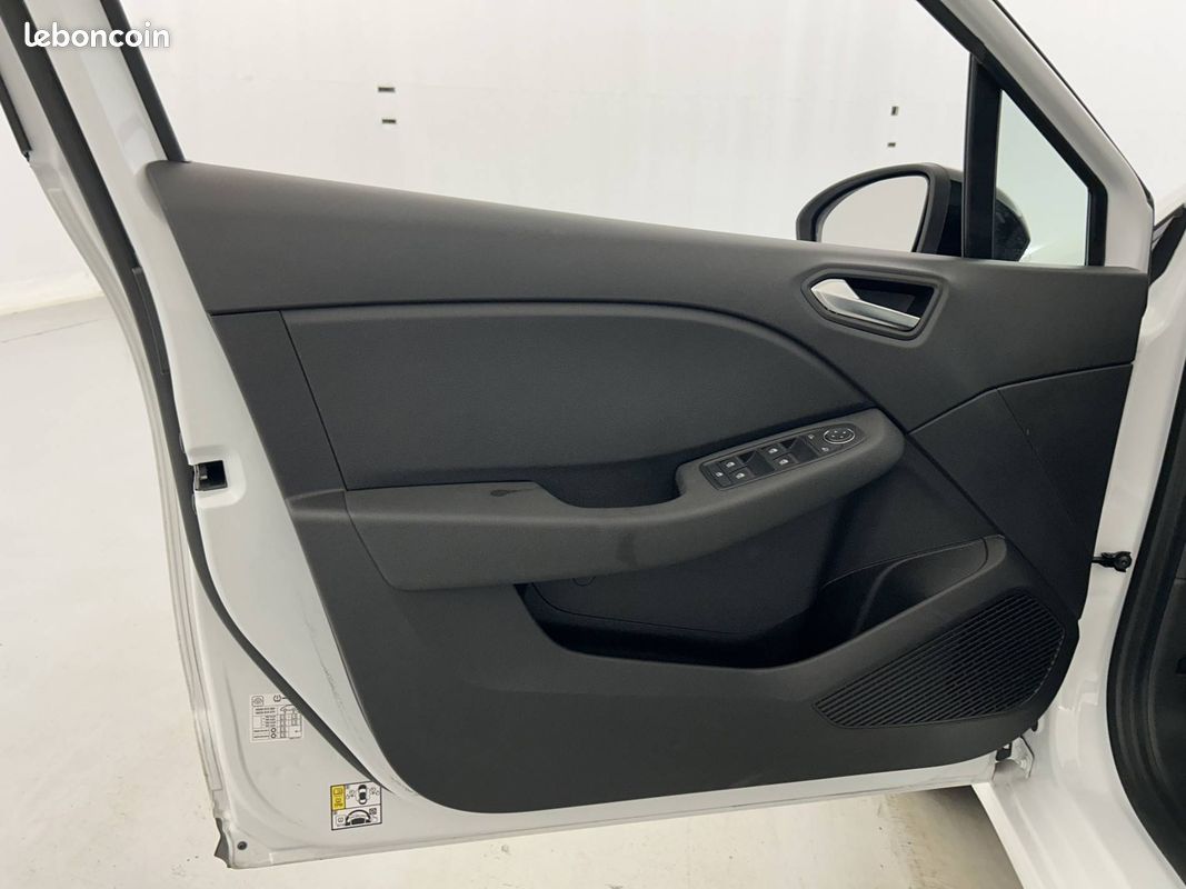 RENAULT Clio TCe 90 ch GSR2 Evolution (image 14)