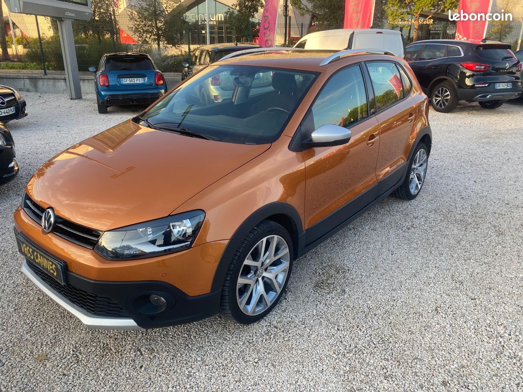 Volkswagen POLO CROSS 1.2 TSI (image 1)