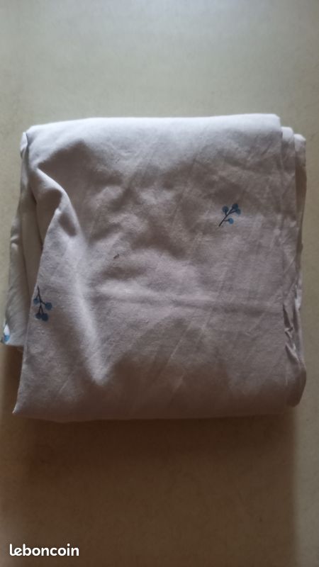 Lit enfant bois massif + matelas + parure (image 3)