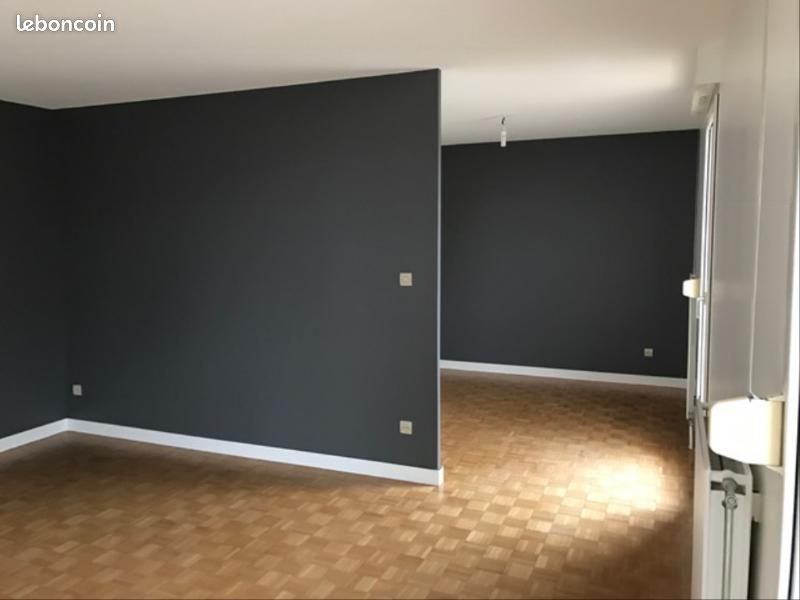 Appartement 5 pièces 99 m² · à Villefranche-sur-Saône · 99 m² · 1 038 €