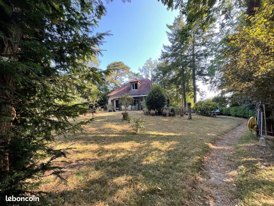 Maison 6 pièces 146 m² · à Véretz · 146 m² · 300 000 €