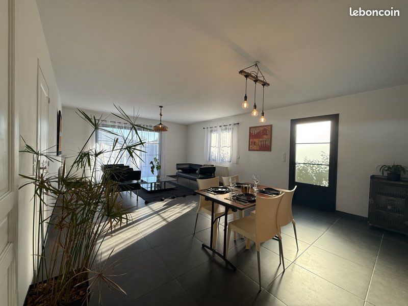 Maison 4 pièces 88 m² · à Parentis-en-Born · 88 m² · 279 000 €