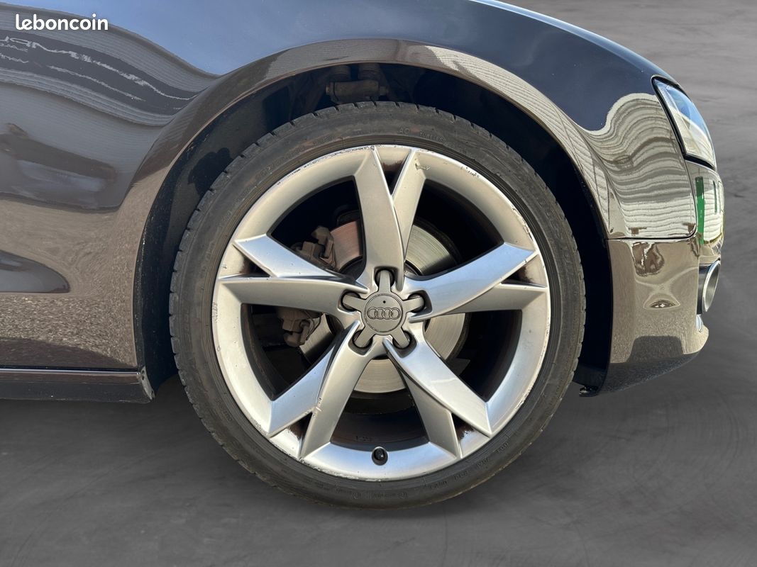 AUDI A5 DECAPOTABLE 2.0 TDI 177Ch - Radar Ar - Sièges Chauffants - Garantie 12 mois - (image 21)