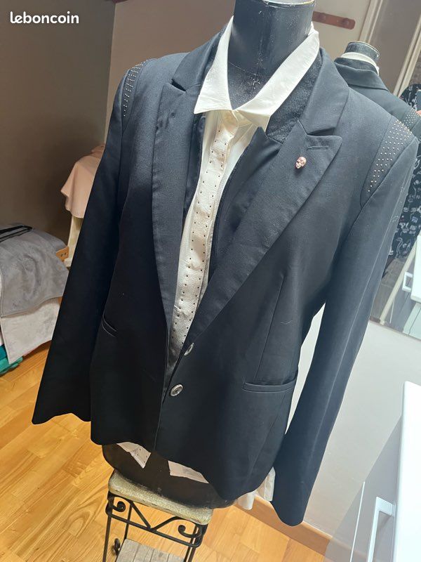 Ensemble fête blazer/gilet/chemisier soie 38ikks Vêtements