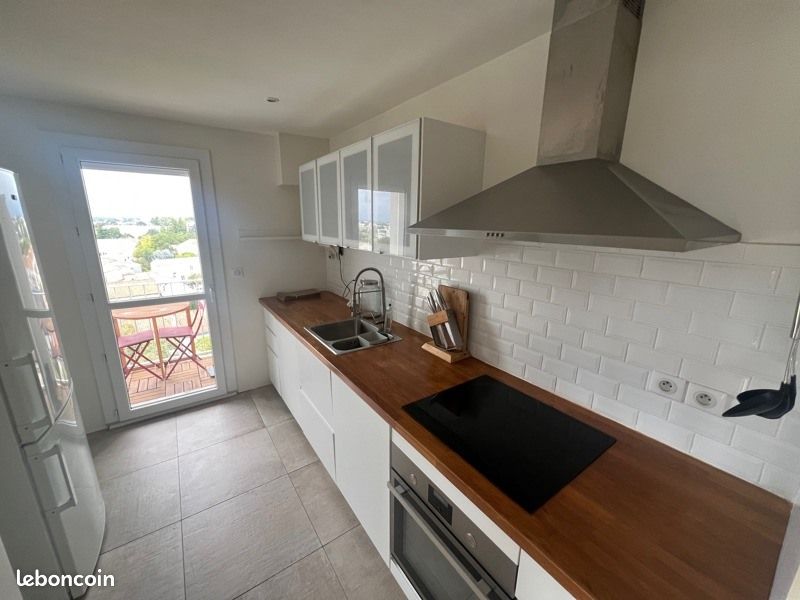 Appartement 3 pièces 67 m² · à Bordeaux · 67 m² · 1 090 €/mois