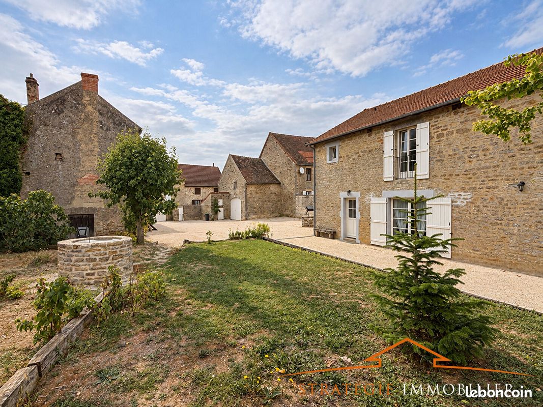 Maison 5 pièces 182 m² · à Chamilly · 182 m² · 315 000 €