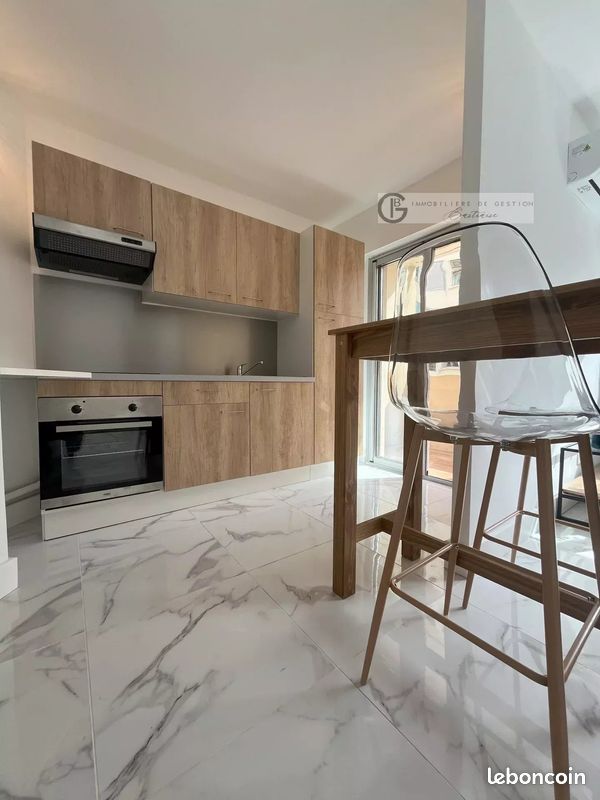 Appartement 1 pièce 23 m² · à Bastia · 23 m² · 570 €/mois