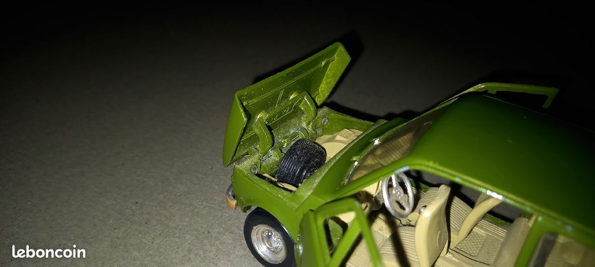 1/25 Politoys S17 Fiat 126 (image 9)