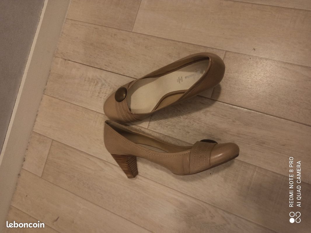 Escarpins femme beige (image 2)