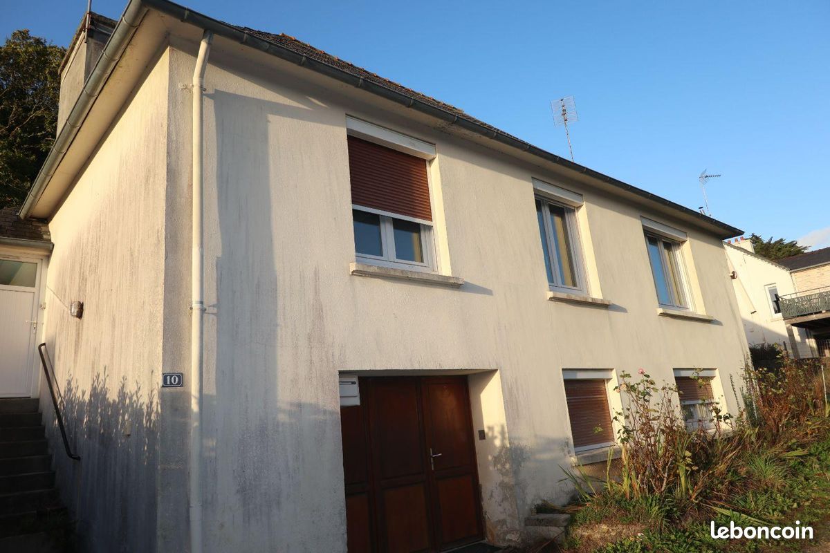Maison 5 pièces 105 m² · à La Roche-Maurice · 105 m² · 156 840 €