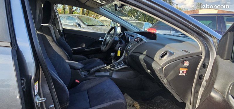Belle Honda Civic IX 1.6l i-Dtec 16v 120 Cv Élégance Du 05/13 (image 4)