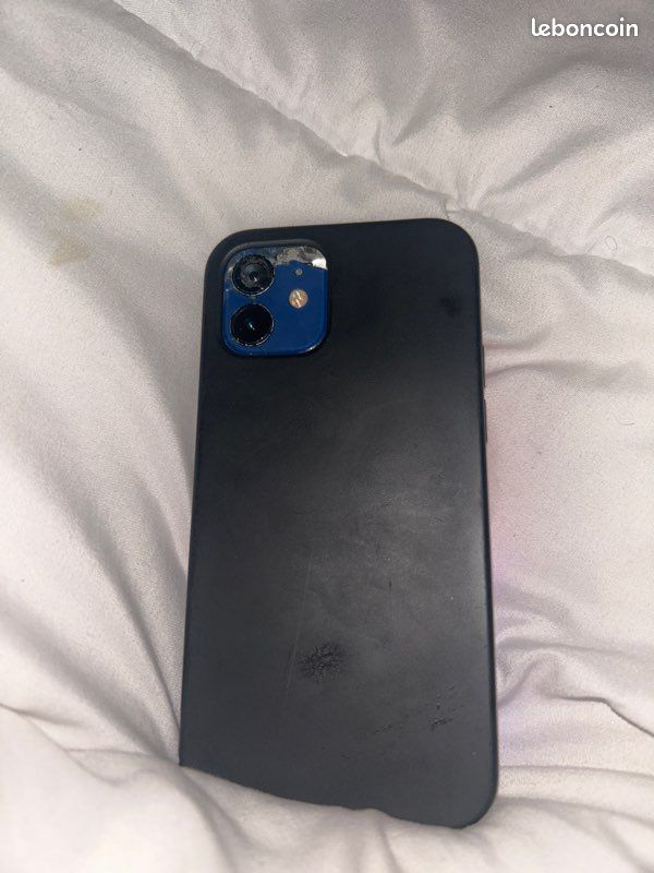 IPhone 12 (image 2)