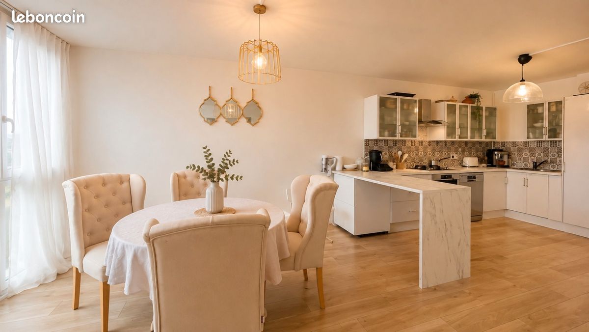 Appartement 5 pièces 77 m² · à Les Clayes-sous-Bois · 77 m² · 262 000 €
