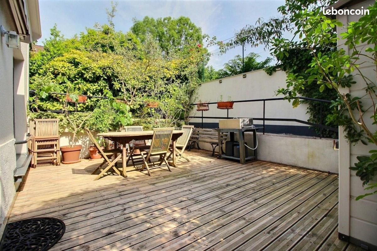 Maison 7 pièces 160 m² · à Issy-les-Moulineaux · 160 m² · 1 098 000 €