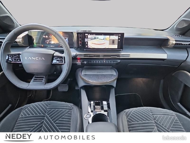 Lancia Ypsilon Elettrica 156ch LX (image 13)