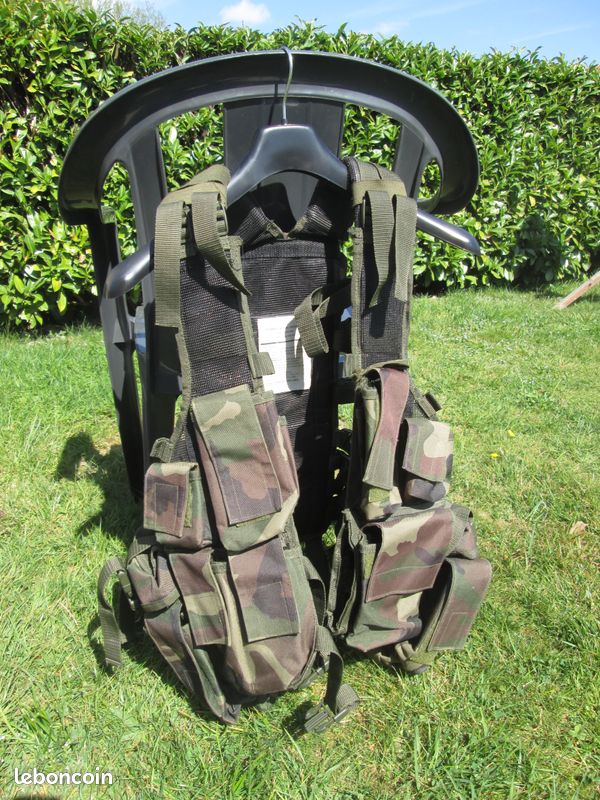 Vends gilet de combat état neuf (image 1)
