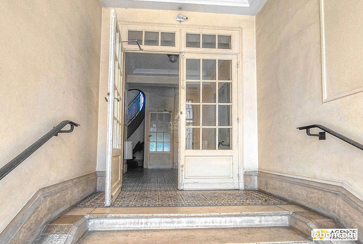 Appartement 1 pièce 15 m² · à Versailles · 15 m² · 150 000 €