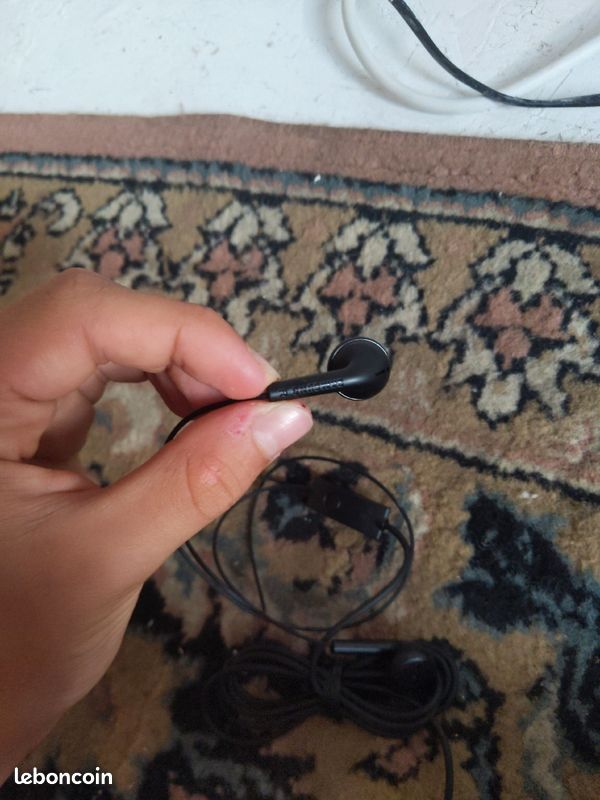 Écouteur Samsung archi archi neuf 👍 (image 6)
