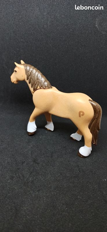 PLAYMOBIL (L5216) Medioevo - Cavallo Marrone Scuro Nuova Generazione - Usato, Bundle Incluso