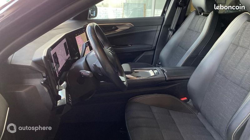 Renault Austral 1.3 TCe mild hybrid 160ch Iconic auto (image 12)