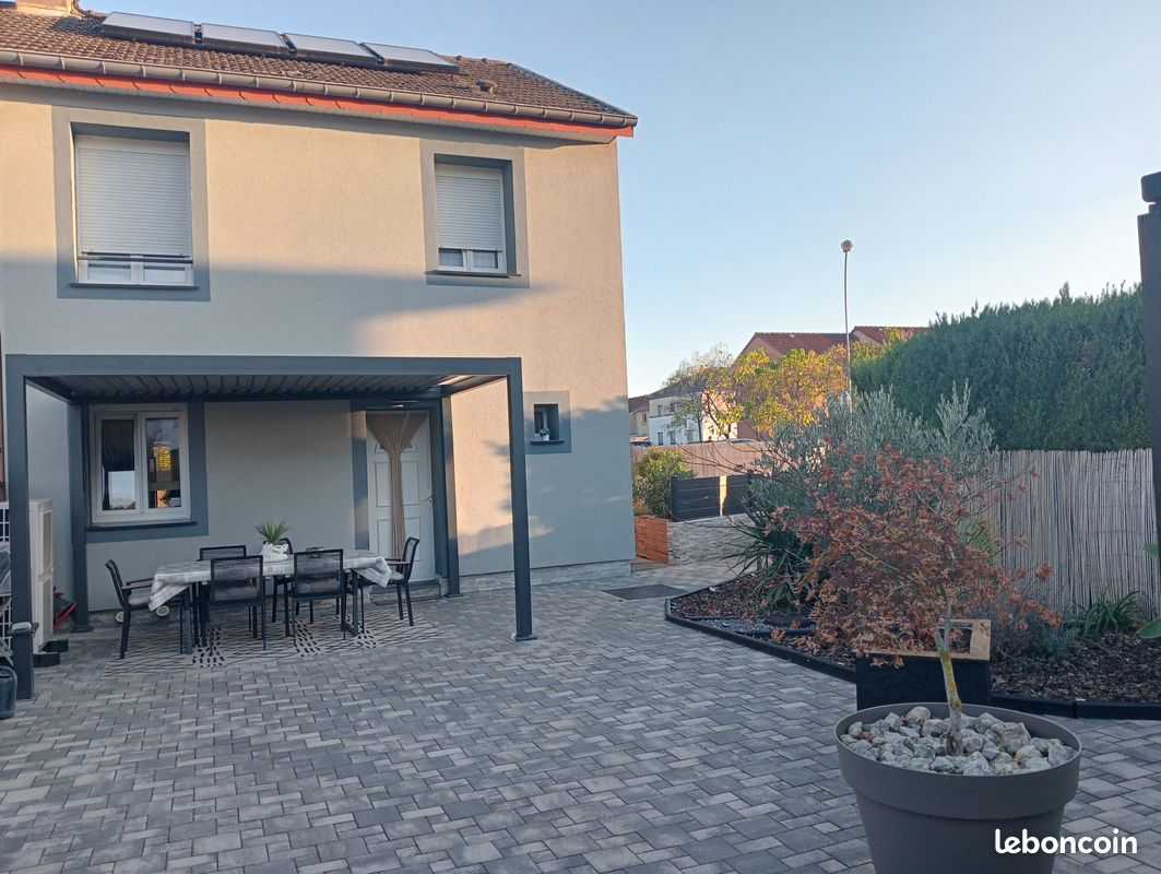 Maison 5 pièces 84 m² · à Guénange · 84 m² · 280 000 €
